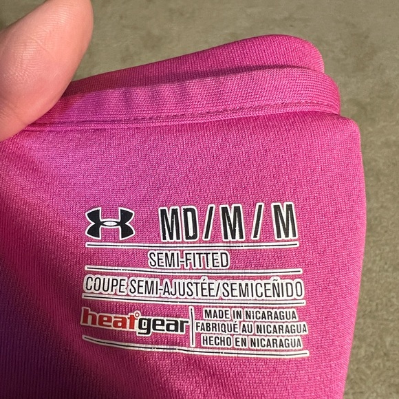 Under Armour‎ - Picture 2 of 4